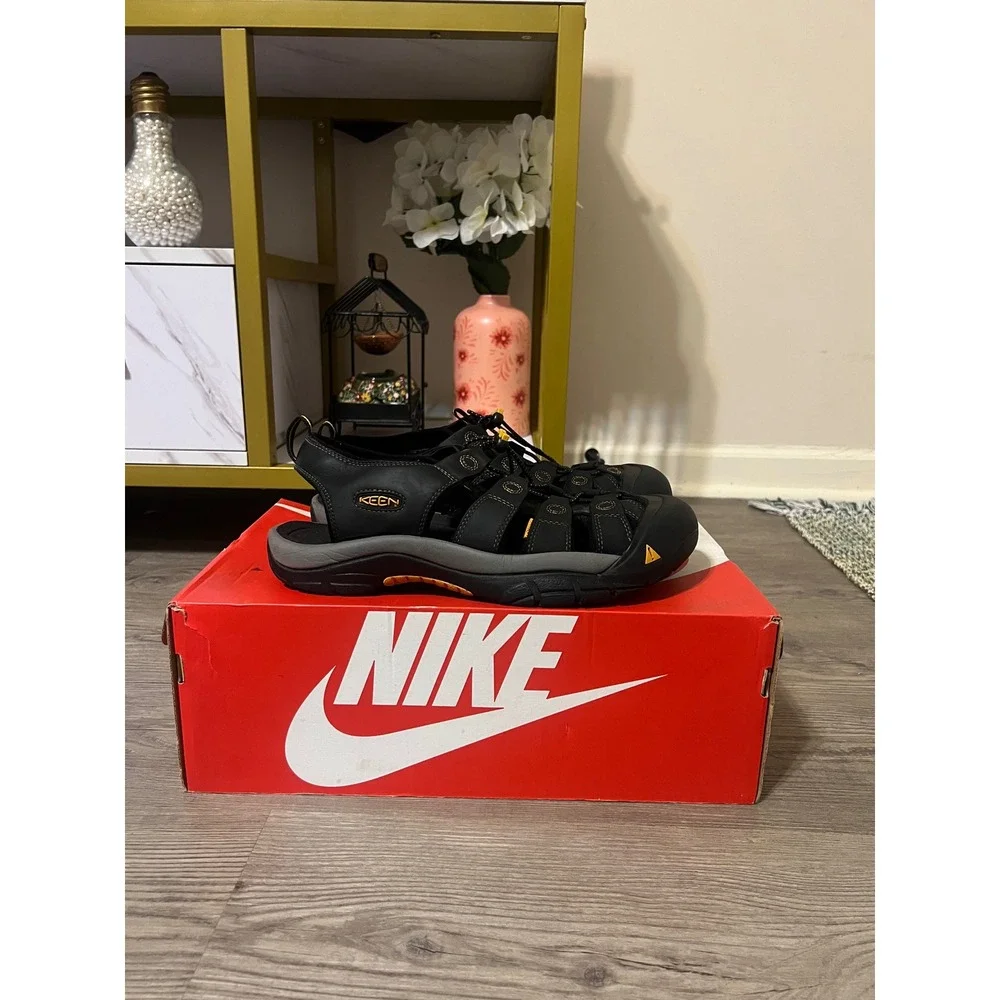 KEEN Men's Newport H2 Sandal Black Orange Size 11.5